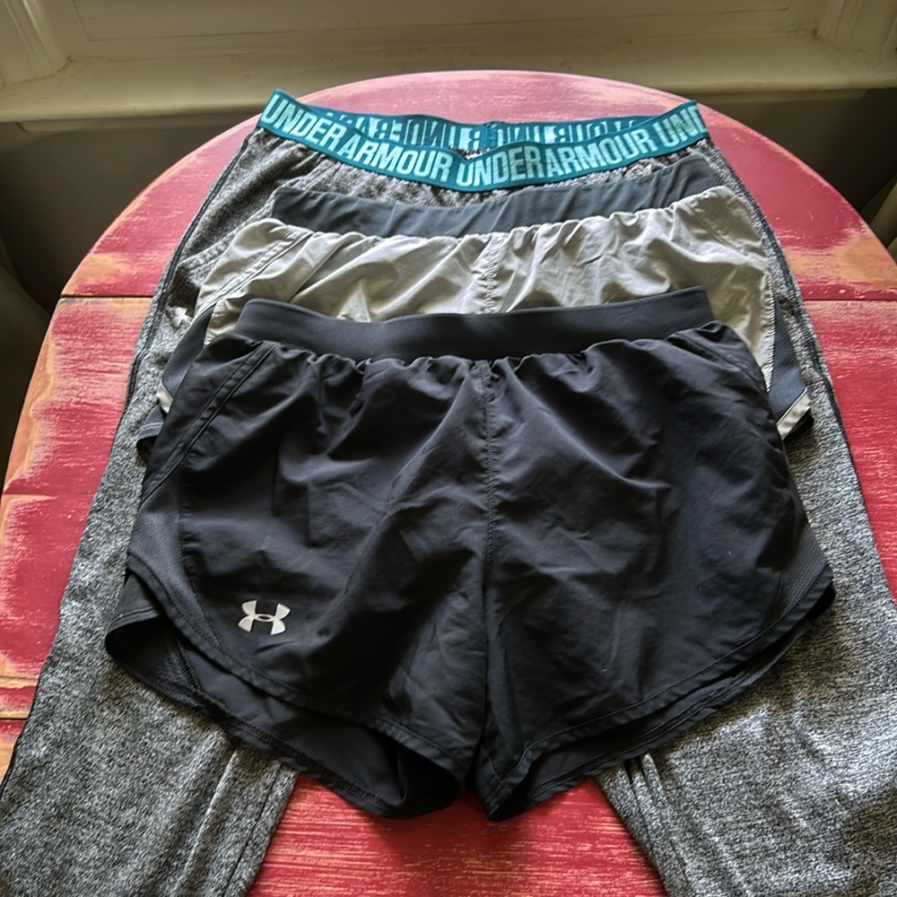 Under armour bundle. Price is for all three.
